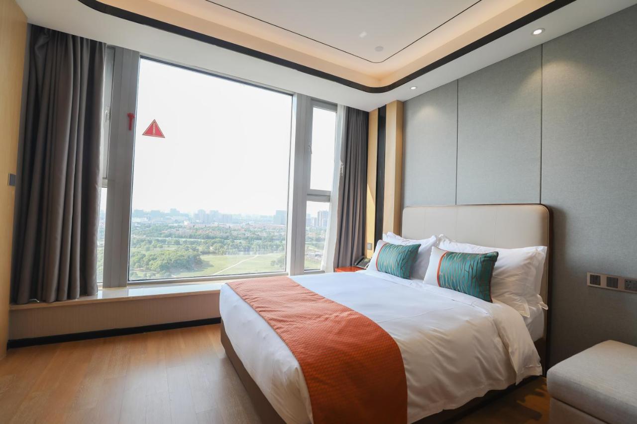 Jinling Funhome Hotel Nanjing Jiulong Lake - Nanjing South Railway Station Екстер'єр фото